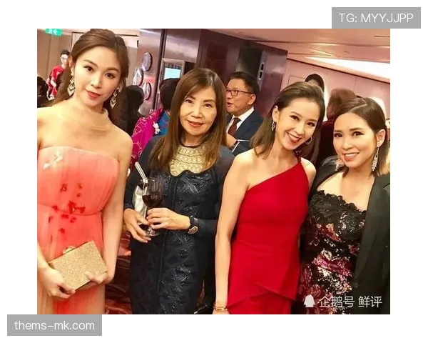 袁悦那朋友圈真是现实版贵妇圈，随手一发就是度假豪宅照，你说普通人咋跟？
